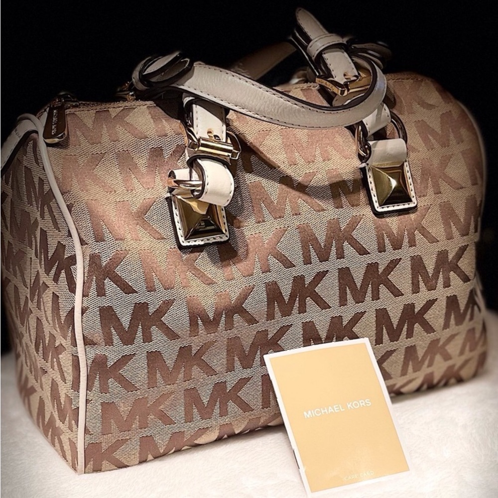 💛Michael Kors Signature “Grayson” NWOT - Picture 3 of 16